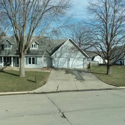 Buy this 3 bed house on 1904 3rd Avenue Southeast in Sioux Center, IA 51250