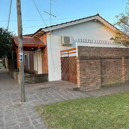 Buy this 2 bed house on Calle 6 Bis in Partido de La Plata, B1894 ZAA Villa Elisa