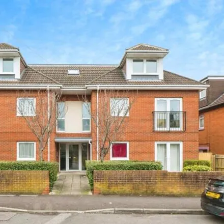 Buy this 1 bed apartment on 27 Firgrove Road in Southampton, SO15 3DJ