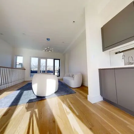 Rent this 4 bed apartment on 16 East 126th Street in New York, NY 10035