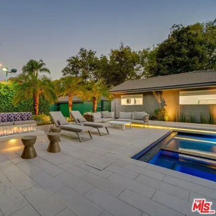 Image 2 - 602 Whittier Drive, Beverly Hills, CA 90210, USA - House for rent