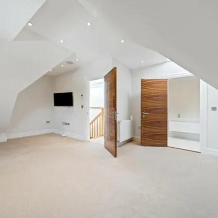 Image 7 - 73 Lowther Road, London, SW13 9NP, United Kingdom - House for sale