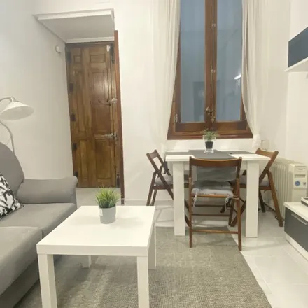 Image 3 - Calle de Murcia, 20, 28045 Madrid, Spain - Apartment for rent