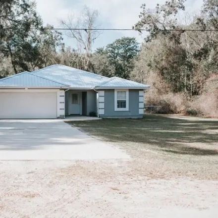 Buy this 3 bed house on 145 Oakwood Road in Putnam County, FL 32189