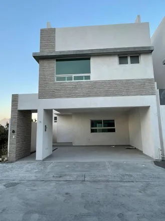 Buy this studio house on Avenida Fuentes De Cumbres in 64100 Monterrey, NLE