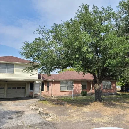 Image 3 - 5617 Lee Street, Greenville, TX 75401, USA - House for sale