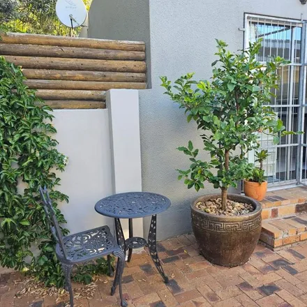 Rent this 1 bed apartment on Pretorius Road in Aurora, Durbanville