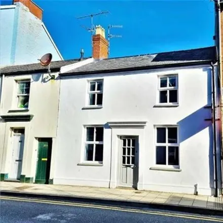 Rent this 2 bed townhouse on Cambrian Street in Aberystwyth, SY23 1NZ