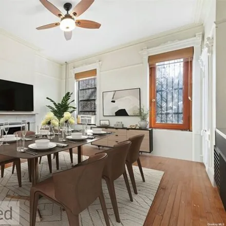 Image 7 - 413A 6th Avenue, New York, NY 11215, USA - Townhouse for sale