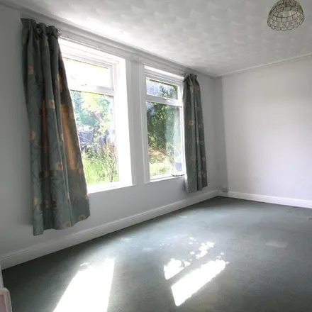 Image 5 - Paces Campus, Pack Horse Lane, Chapeltown, S35 3HR, United Kingdom - House for rent