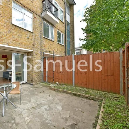 Image 5 - St Wilfrid and Apos's, Lorrimore Road, London, SE17 3LZ, United Kingdom - Townhouse for rent