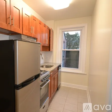 Rent this 2 bed apartment on 416 S 15th St