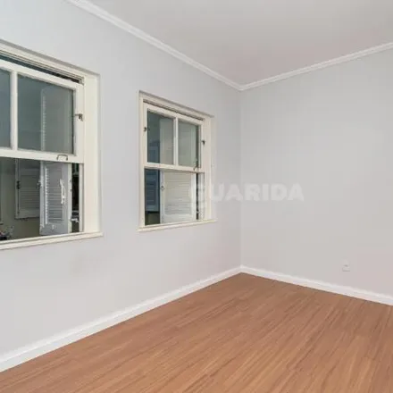 Rent this 2 bed apartment on Rua Gomes Jardim in Santana, Porto Alegre - RS