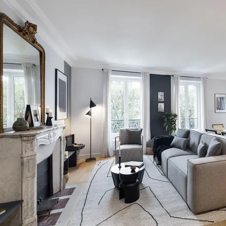 Rent this 3 bed apartment on 72 Avenue de Breteuil in 75007 Paris, France