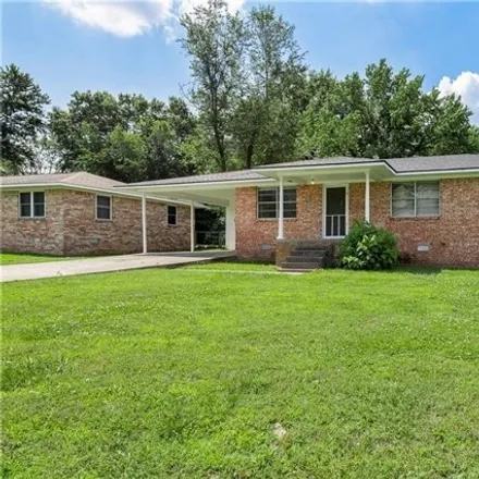 Image 2 - 993 Northwest 11th Street, Bentonville, AR 72712, USA - House for sale