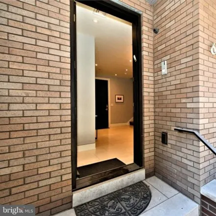 Image 4 - 668 North Bodine Street, Philadelphia, PA 19123, USA - Condo for sale