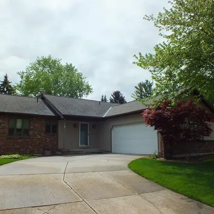 Buy this 3 bed house on 4518 Blackfoot Drive Southwest in Grandville, MI 49418