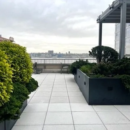 Rent this 1 bed apartment on Avalon West Chelsea in 282 11th Avenue, New York