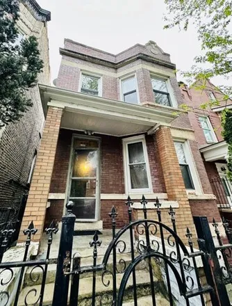 Buy this 8 bed house on 2739 West 18th Street in Chicago, IL 60608