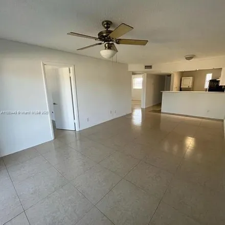 Image 6 - 8009 South Colony Circle, Tamarac, FL 33321, USA - Apartment for rent