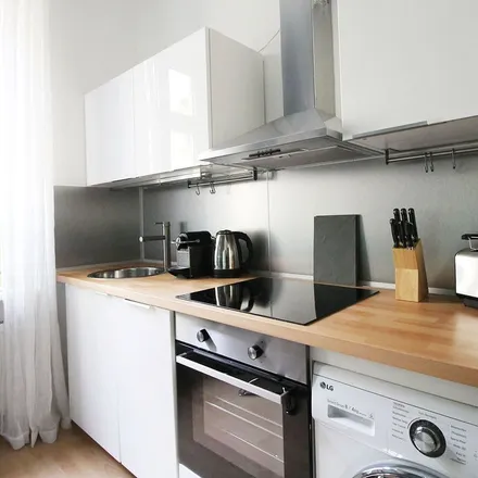Rent this 2 bed apartment on Bänschstraße 71 in 10247 Berlin, Germany