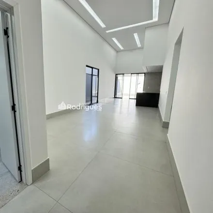 Image 2 - SHVP - Rua 10A, Vicente Pires - Federal District, 72007-155, Brazil - House for rent