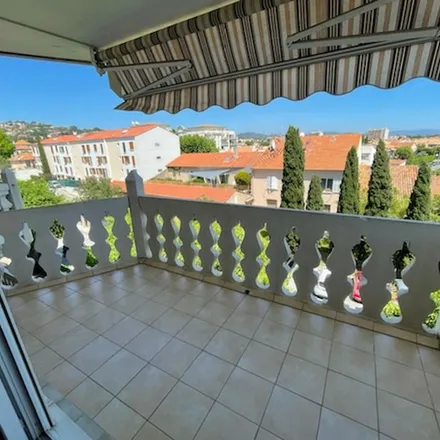 Rent this 1 bed apartment on 204 Avenue Jean Moulin in 83400 Hyères, France