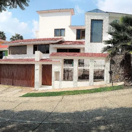 Buy this 3 bed house on Avenida del Reno Norte 3338 in Ciudad Bugambilias, 45230 Zapopan