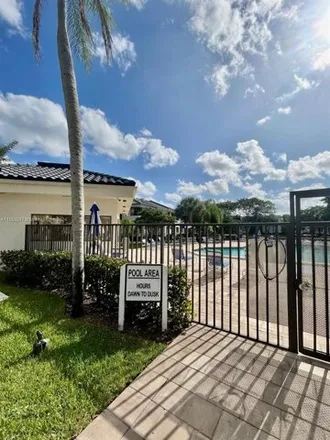 Image 4 - 8048 Northwest 15th Manor, Plantation, FL 33322, USA - Townhouse for sale