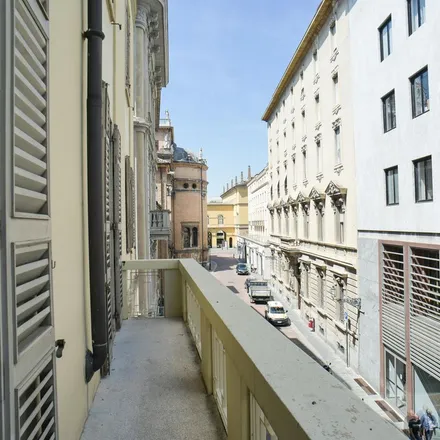 Image 4 - Borgo Amadio Ronchini 8a, 43121 Parma PR, Italy - Apartment for rent
