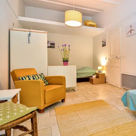 Rent this 2 bed house on Les Vignerons de Tavel et de Lirac in Bouvettes, Route de la Commanderie