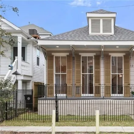 Buy this 3 bed house on 4613 Chestnut Street in New Orleans, LA 70115
