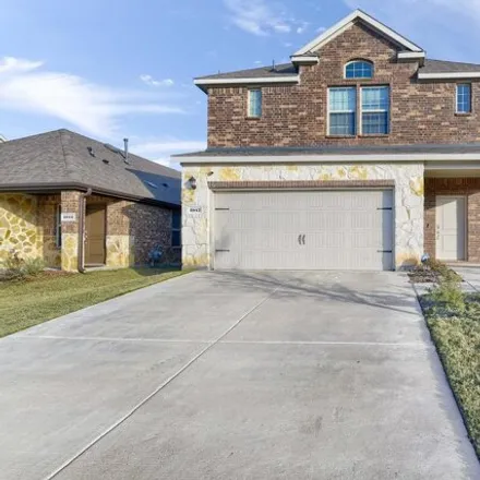 Rent this 4 bed house on Oak Creek Circle in Denison, TX 75091