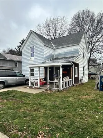 Buy this 3 bed house on 15 Center Street in North East, PA 16428