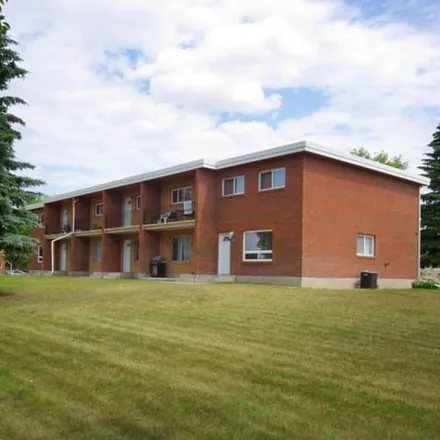 Rent this 3 bed apartment on Upland Drive Southeast in Medicine Hat, AB T1B 4C5