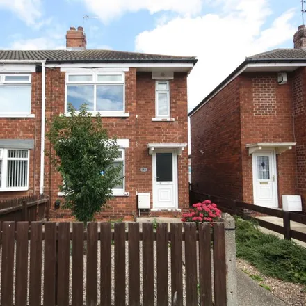 Rent this 2 bed townhouse on Danube Road in Hull, HU5 5UR