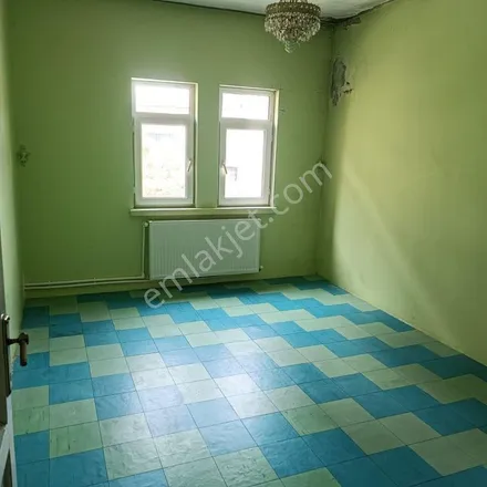 Rent this 3 bed apartment on Duygu Eczanesi in carpark entrance, 44320 Battalgazi