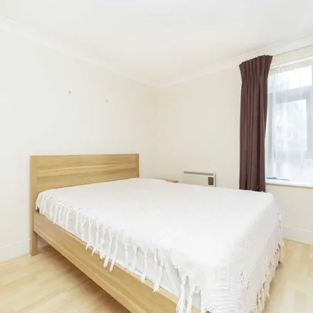 Rent this 2 bed apartment on Bridgewater Square in Barbican, London