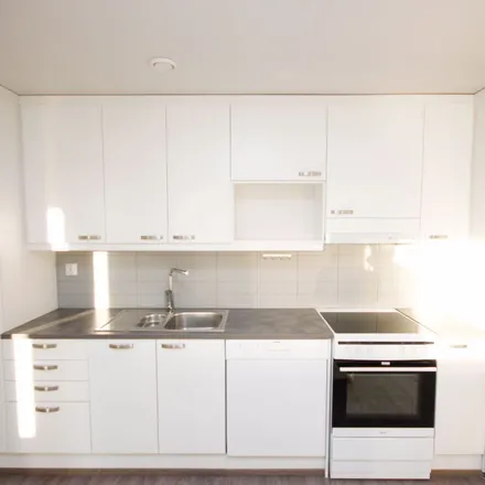 Rent this 2 bed apartment on Kahvipavunkuja 4 in 00990 Helsinki, Finland
