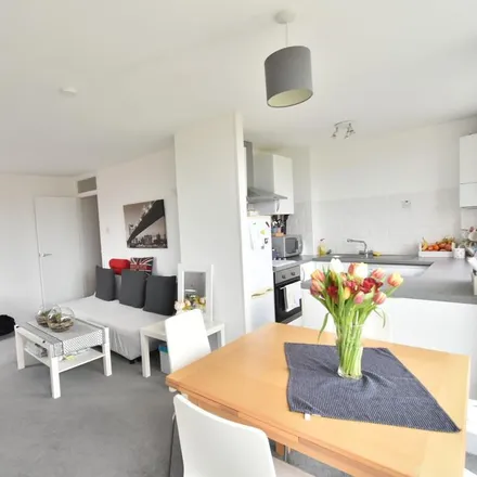 Rent this 2 bed apartment on Furze Hill House in Furzedene Road, Brighton