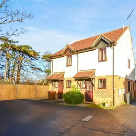 Image 1 - Hillside Mews, Chelmsford, CM2 9DH, United Kingdom - Duplex for rent