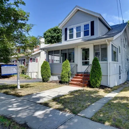 Rent this 3 bed house on 341 Highland Avenue in Quincy, MA 02170