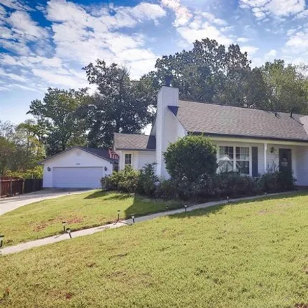 Buy this 4 bed house on 105 Stonecliff Dr in West Monroe, Louisiana