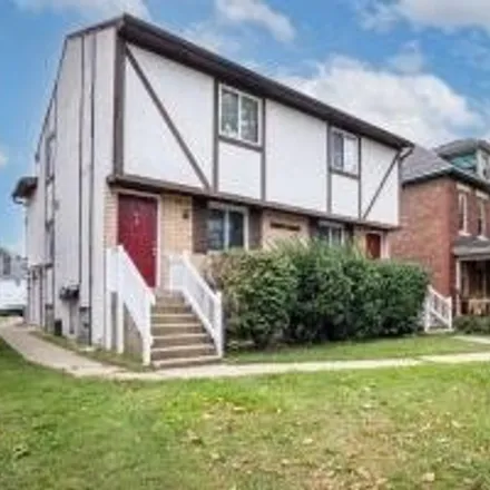 Buy this 1studio house on 355 East 12th Avenue in Columbus, OH 43201