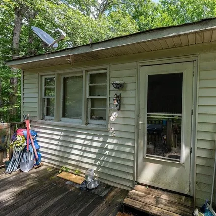 Buy this 3 bed house on 3841 Presidents Road in Albemarle County, VA 24590