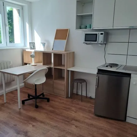 Image 5 - 2 Rue Claude Charles, 54100 Nancy, France - Apartment for rent