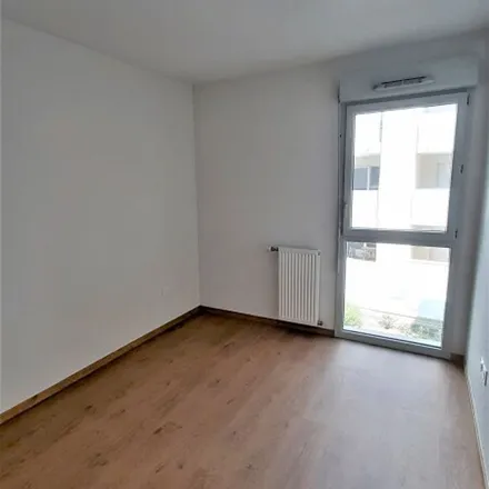 Rent this 3 bed apartment on 2 Rue des Peupliers in 31320 Castanet-Tolosan, France