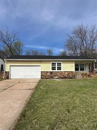 Buy this 3 bed house on 325 West 49th Street North in Tulsa, OK 74126