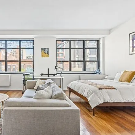 Rent this studio house on 55 North 1st Street in New York, NY 11249