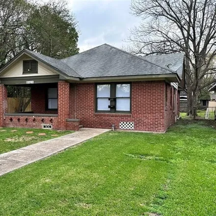 Rent this 2 bed house on 8477 Glenview Drive in Houston, TX 77017